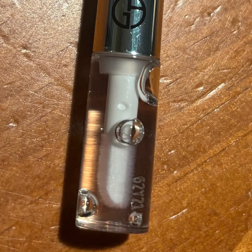 Giorgio Armani Prisma Glass Hydrating Lip Gloss